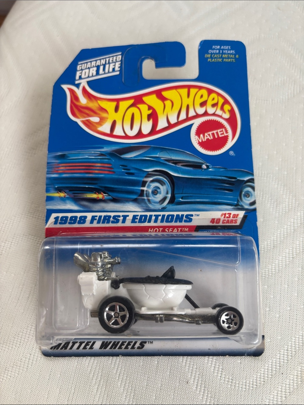 NWT New Mattel Hot Wheels White Bathtub Hot Seat Toy Car